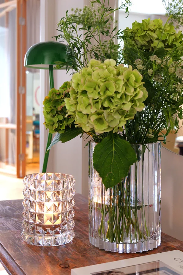 Hurricane Crystal stud